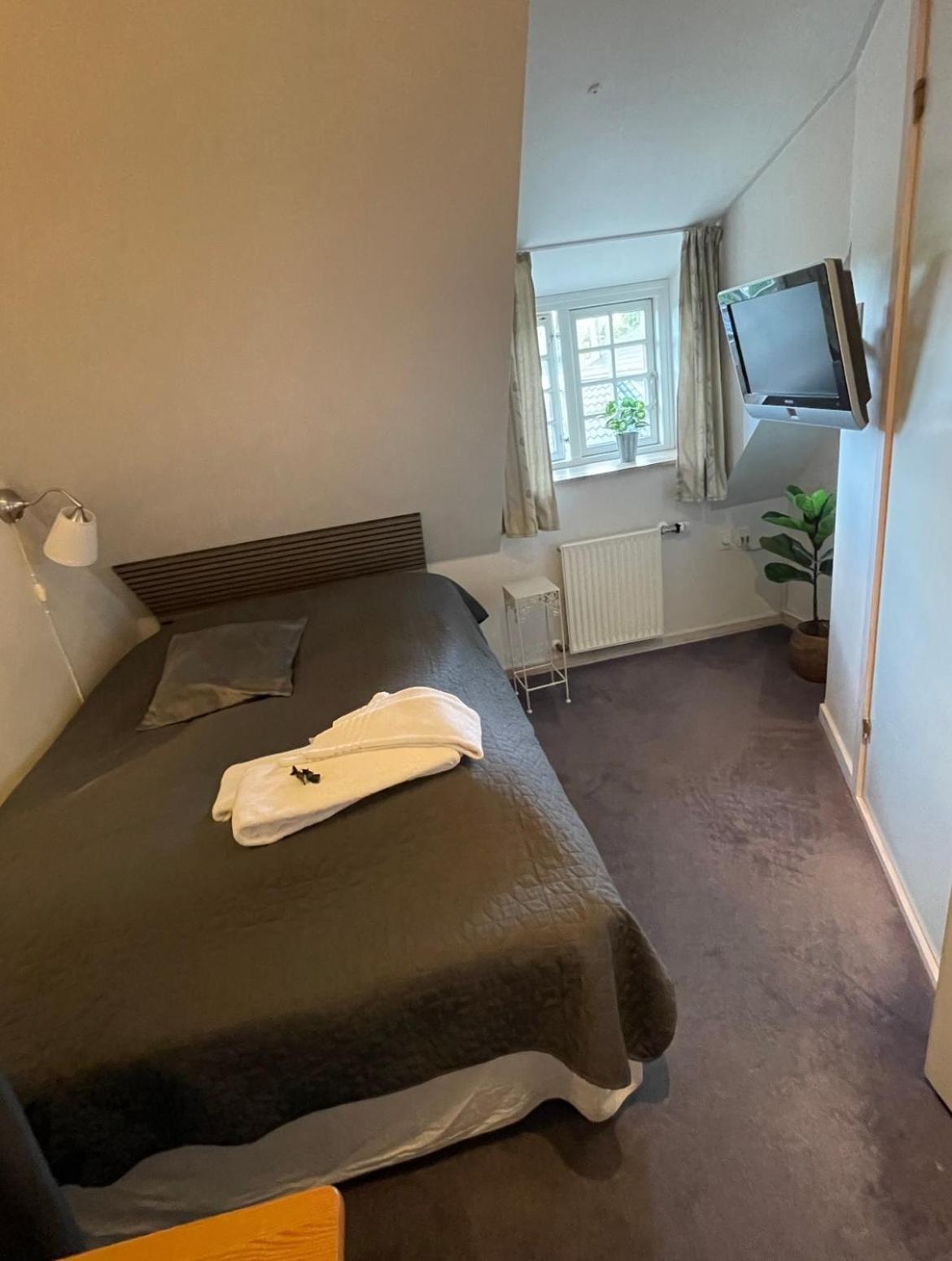 Bed and Breakfast Slangerupgaard Fakse Ladeplads Экстерьер фото